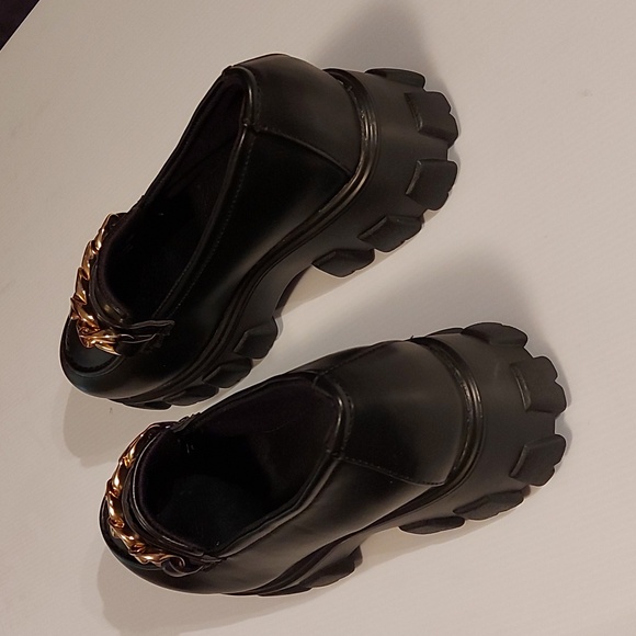 Platform Loafers with Gold Chains - Picture 3 of 4